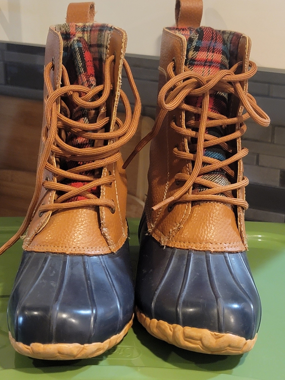 EUC Sporto Duck Dede Winter Snow Boots Ladies Size 6 Waterproof Plaid Lining